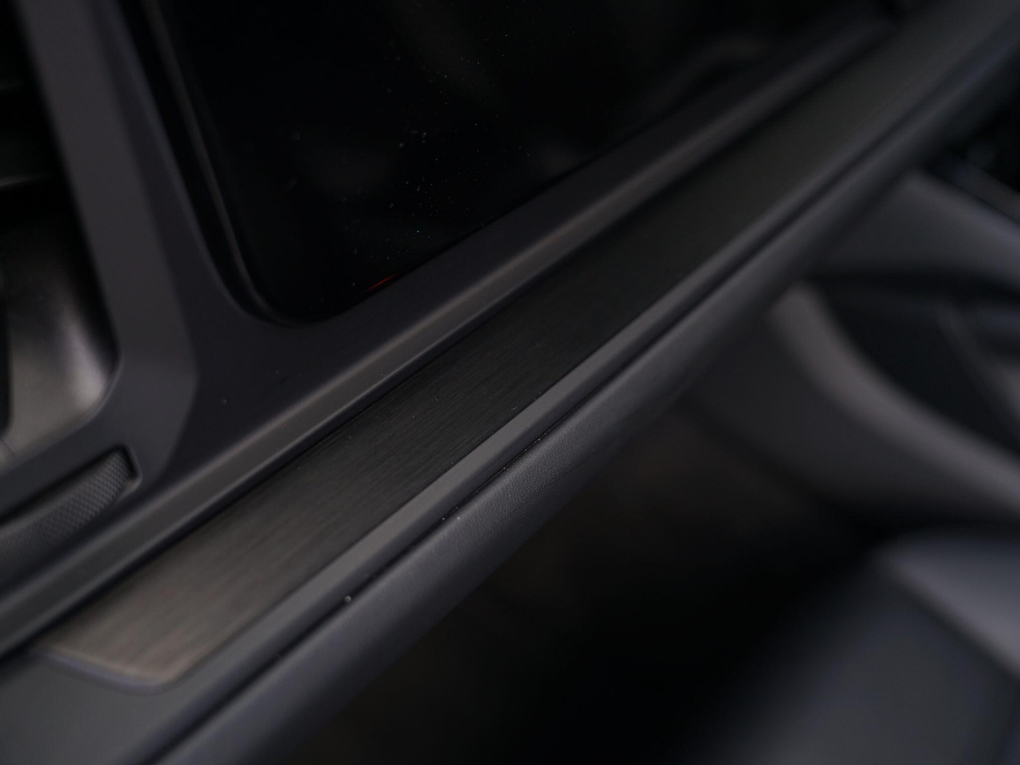 Porsche Cayenne view 114