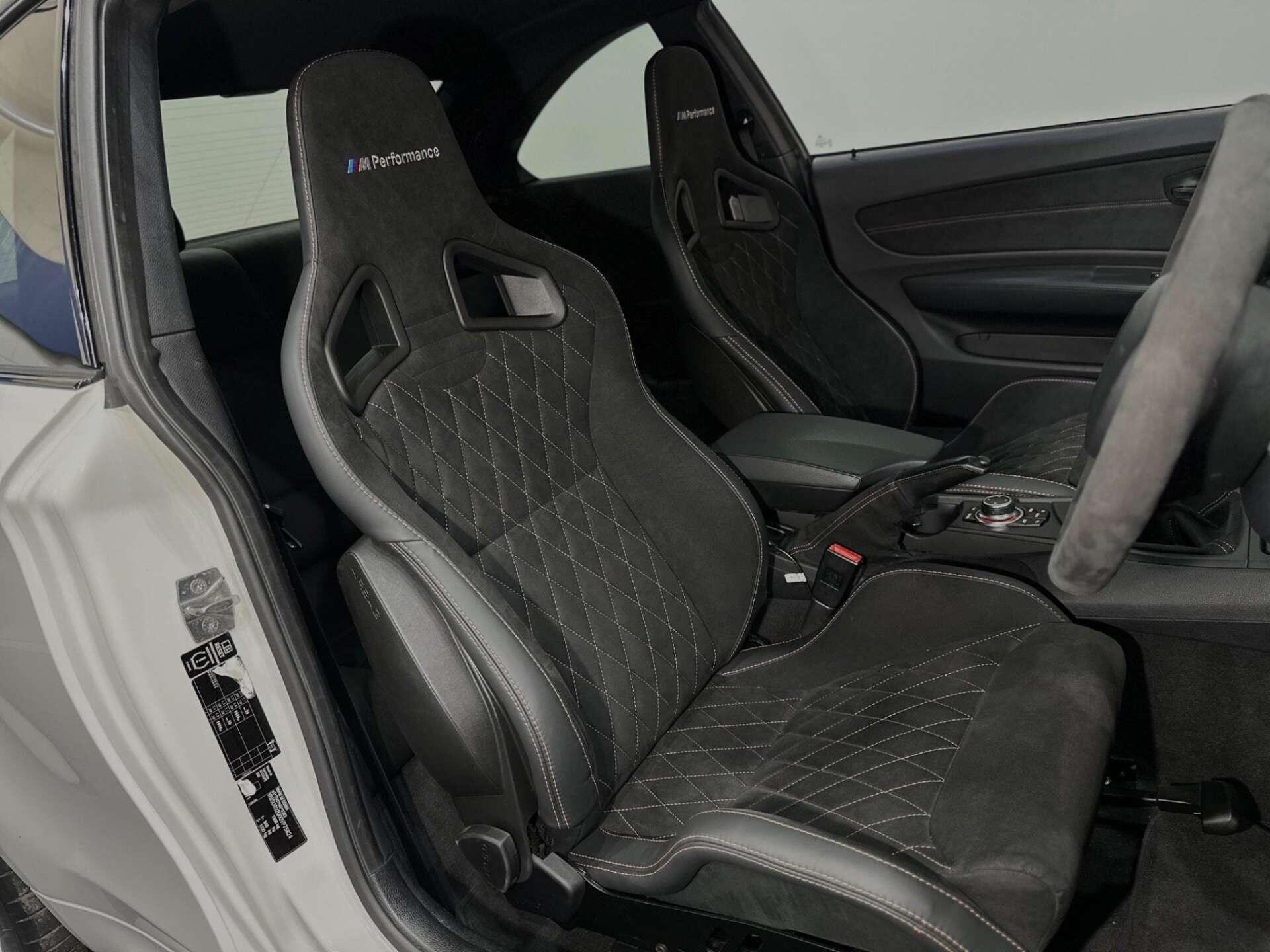 BMW 1 Series view 3