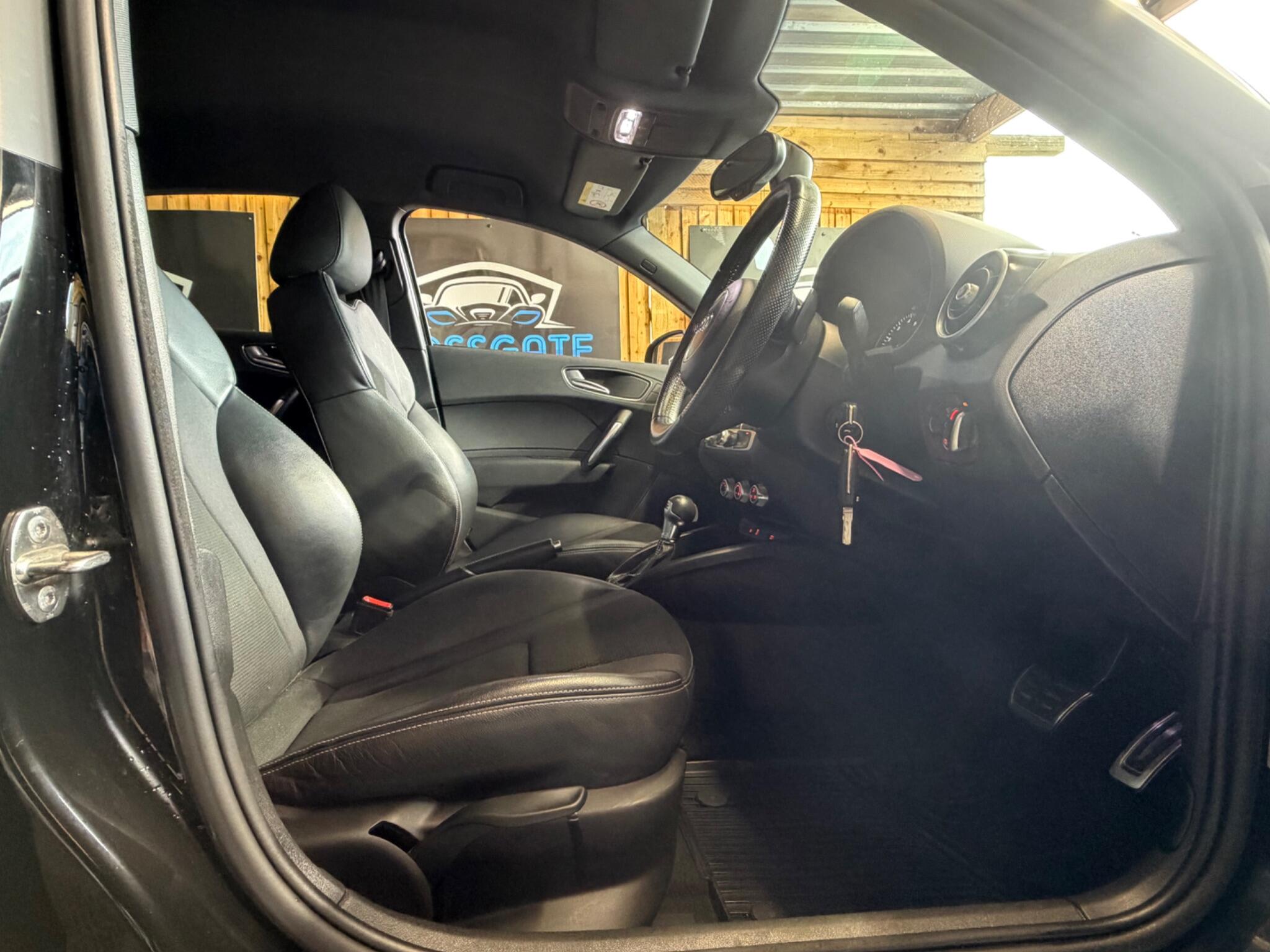 Audi A1 view 24