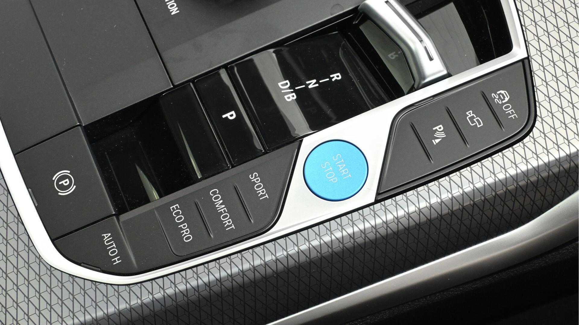 BMW i4 view 19