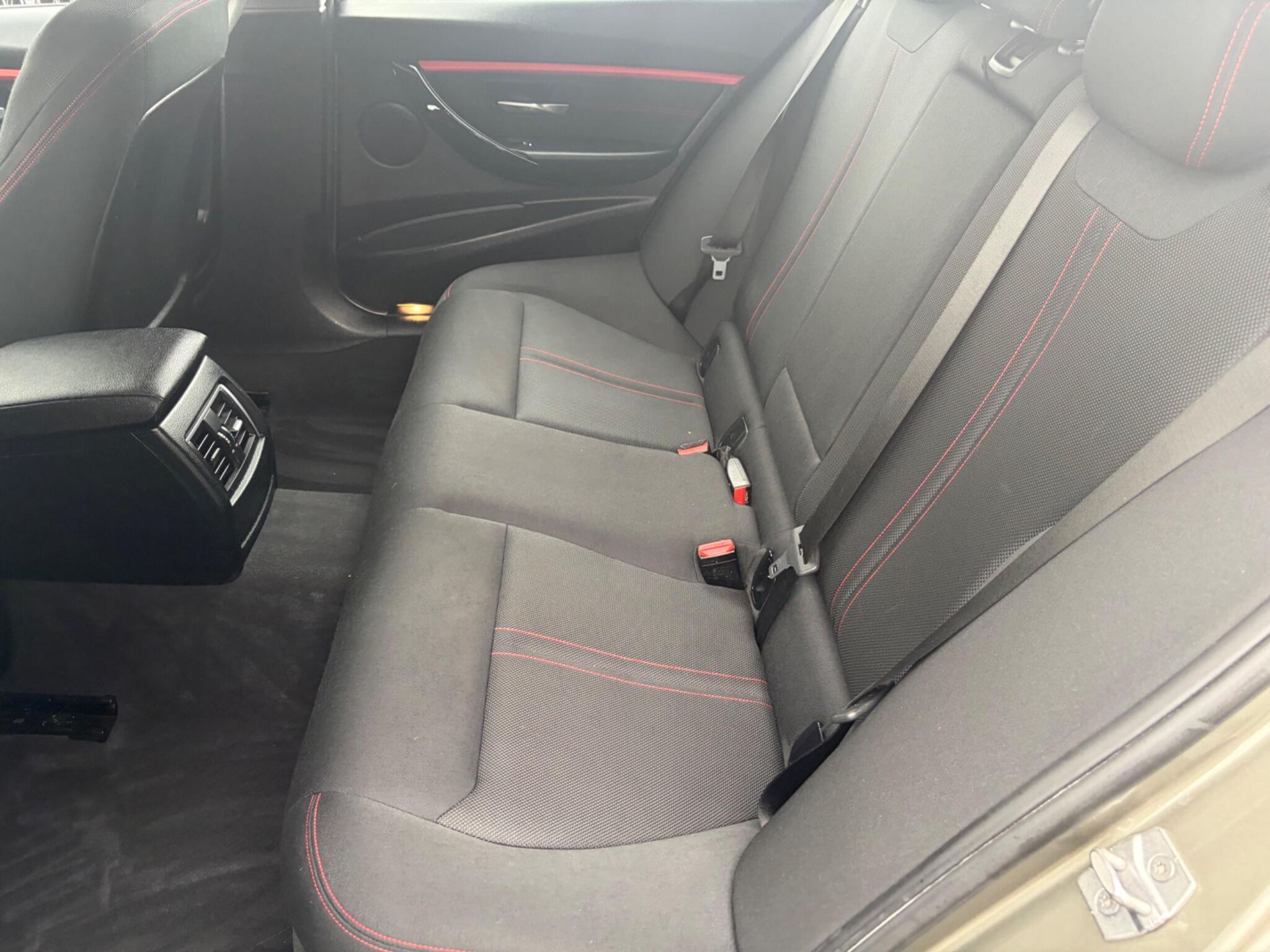 BMW 3 Series view 69