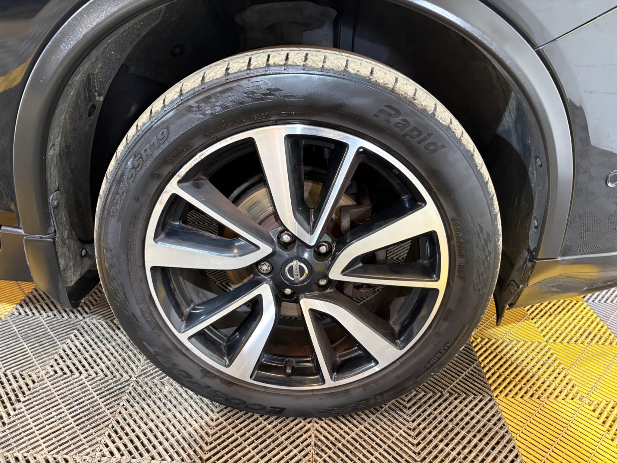 Nissan X-Trail view 76