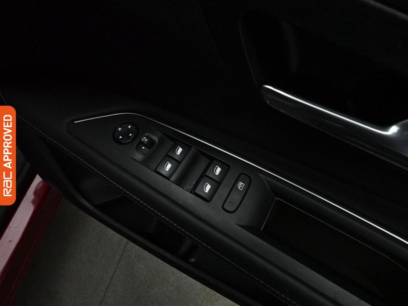 Peugeot 3008 view 25