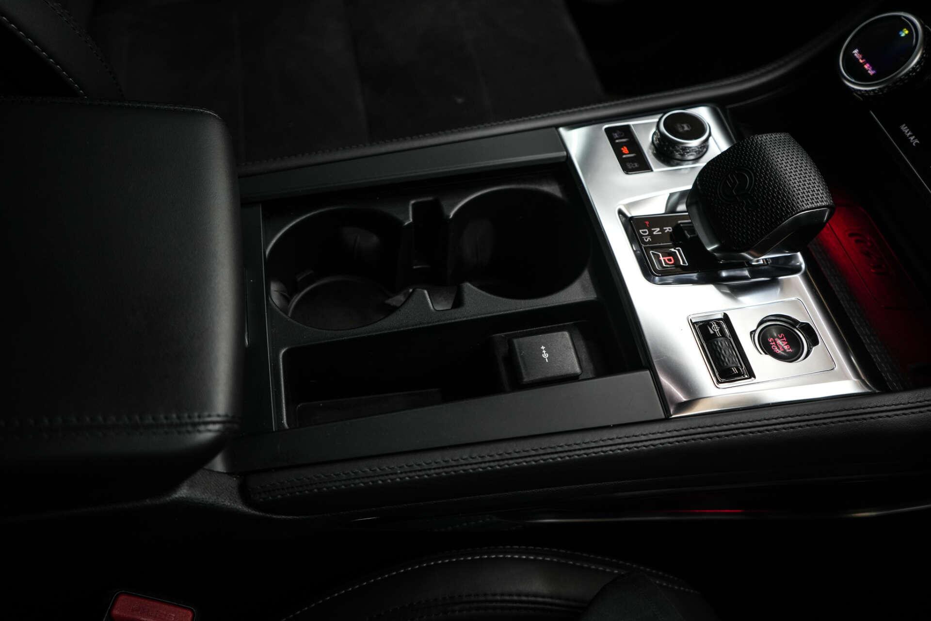 Jaguar F-Pace view 42
