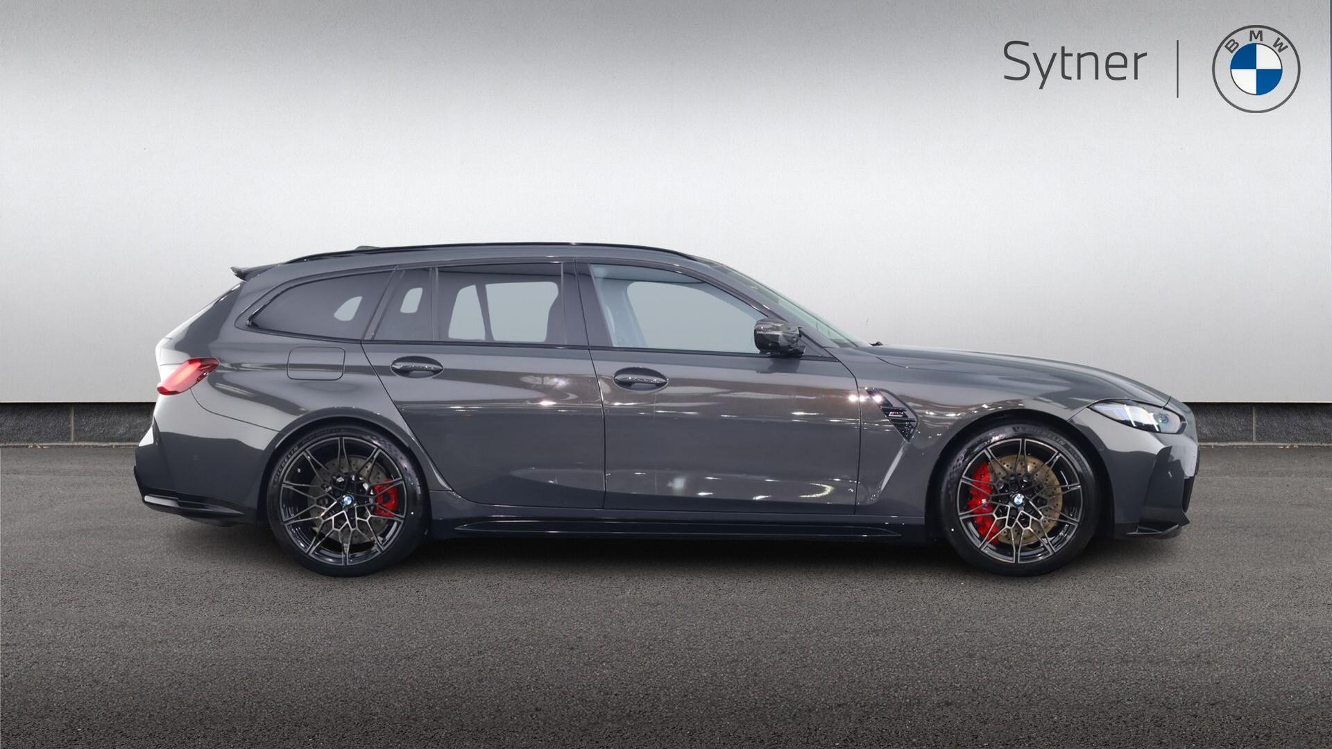 BMW M3 view 3