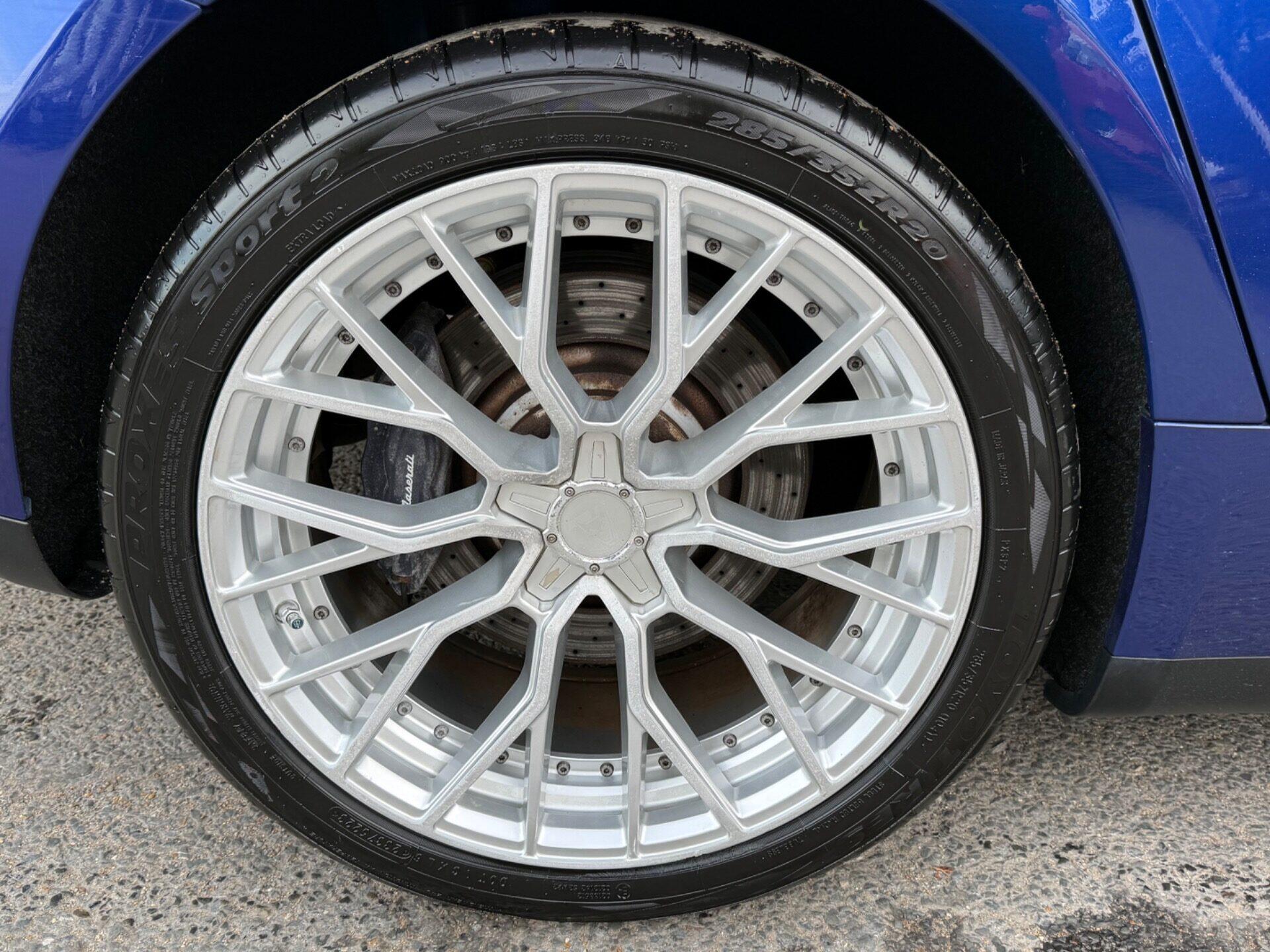 Maserati Ghibli view 56