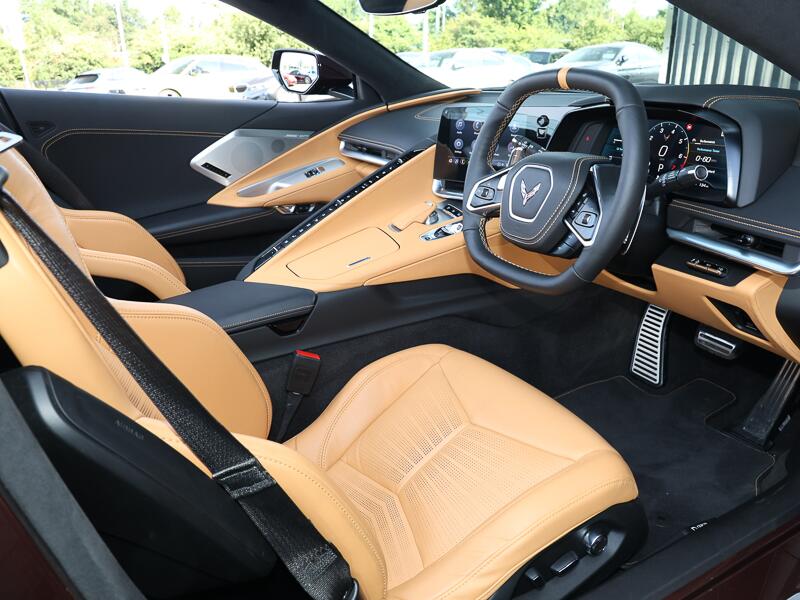 Chevrolet Corvette view 8