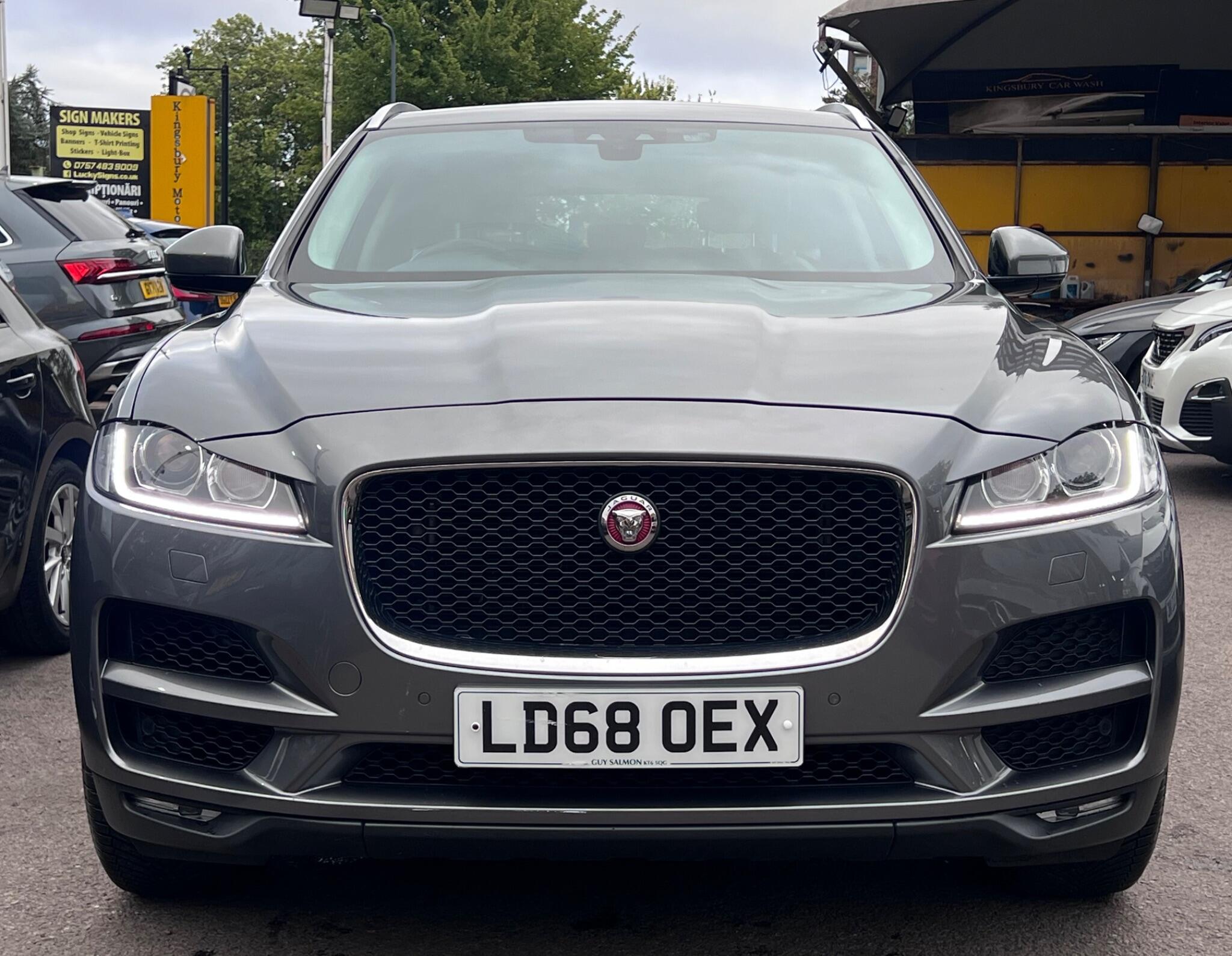 Jaguar F-Pace view 3