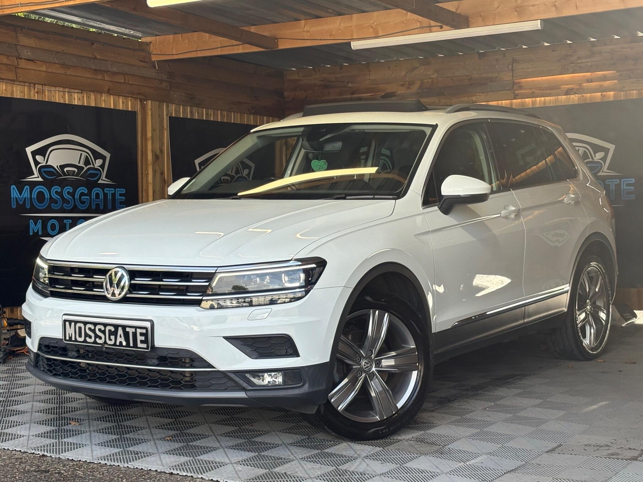 Volkswagen Tiguan view 5