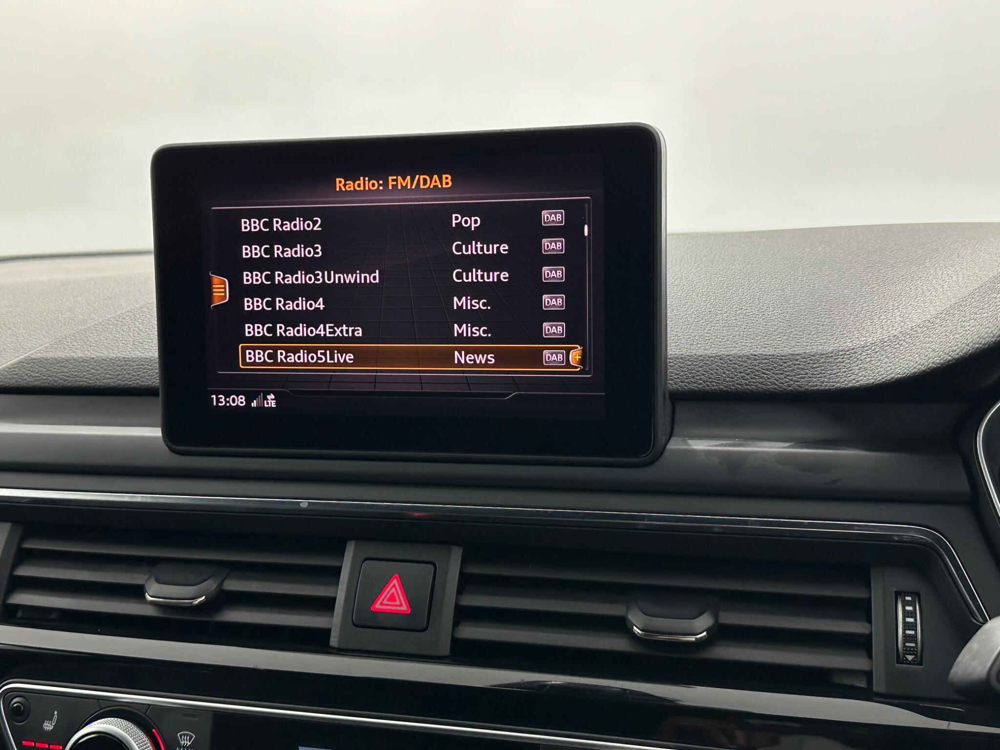 Audi A4 view 25