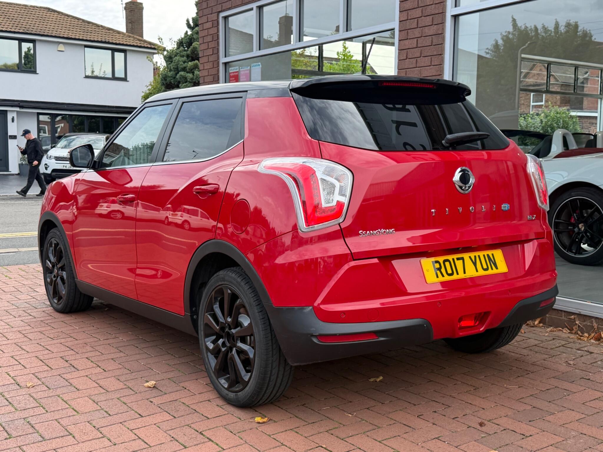KGM Tivoli view 15