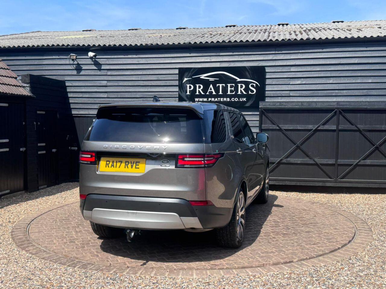 Land Rover Discovery view 20