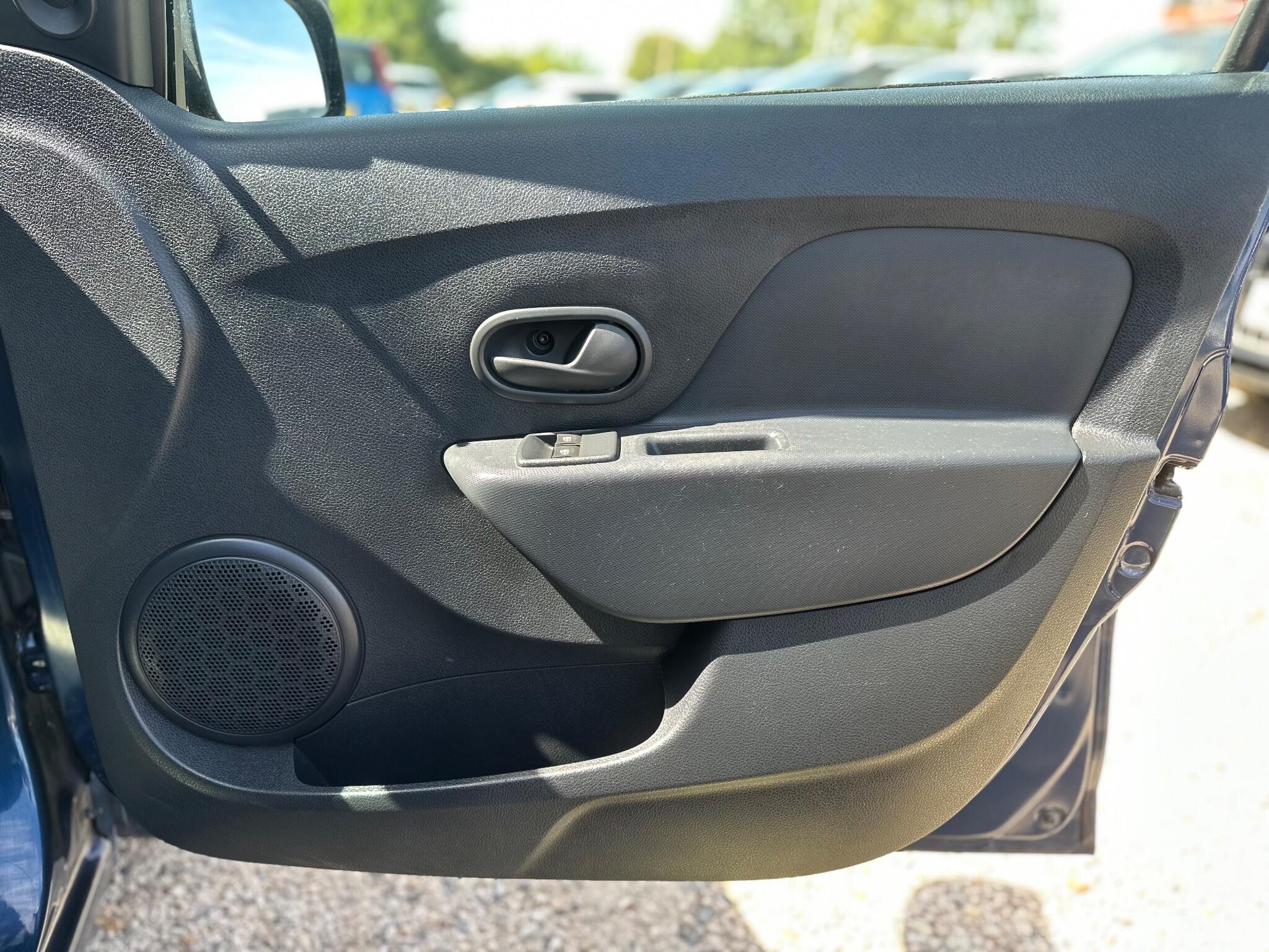 Dacia Logan MCV view 47