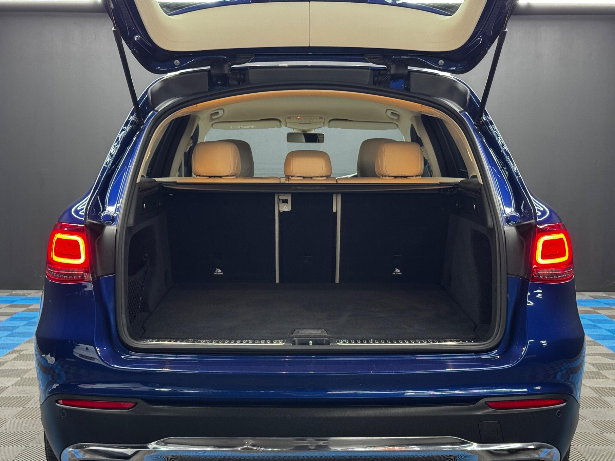 Mercedes-Benz GLC view 36