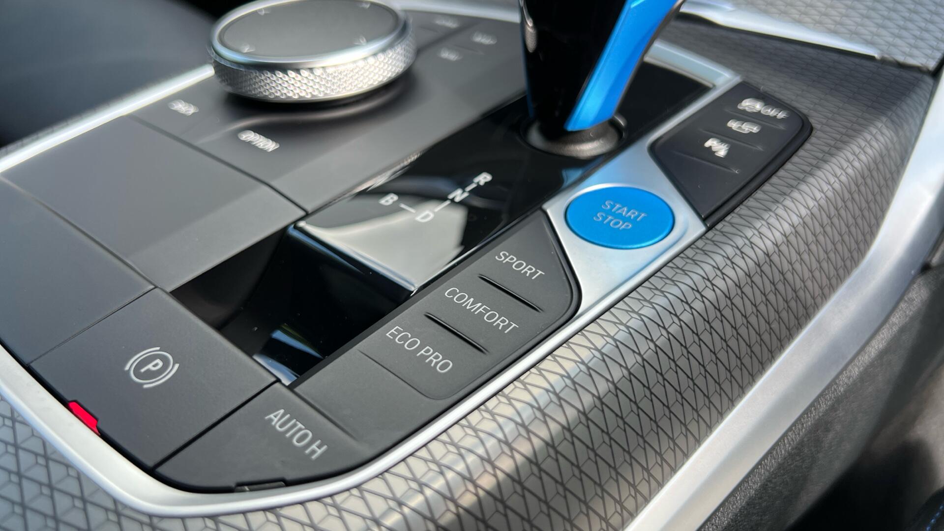 BMW I4 view 19