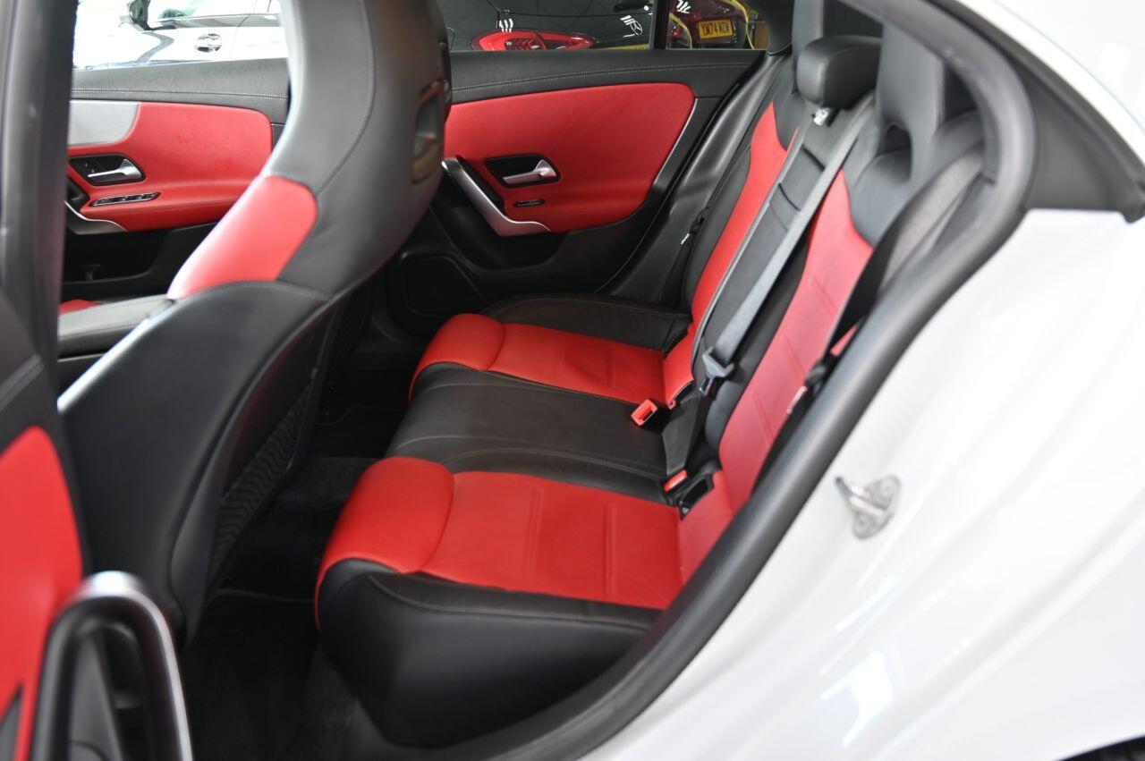 Mercedes-Benz Cla view 15