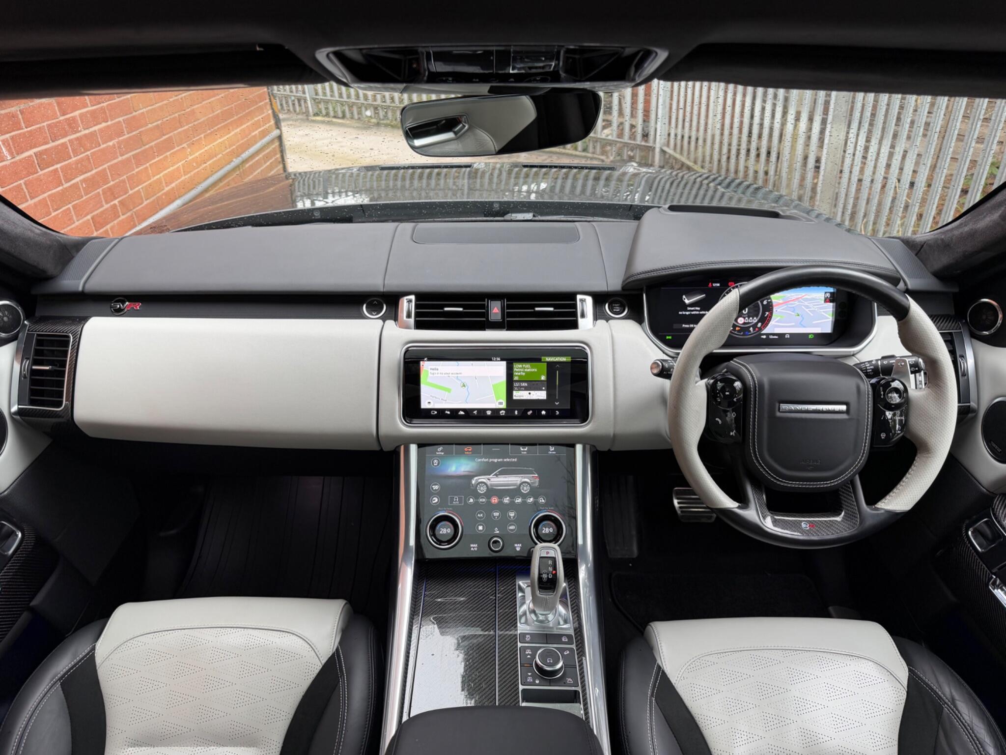 Land Rover Range Rover Sport view 21