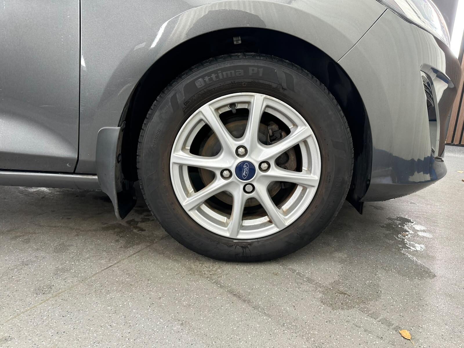 Ford Fiesta view 18