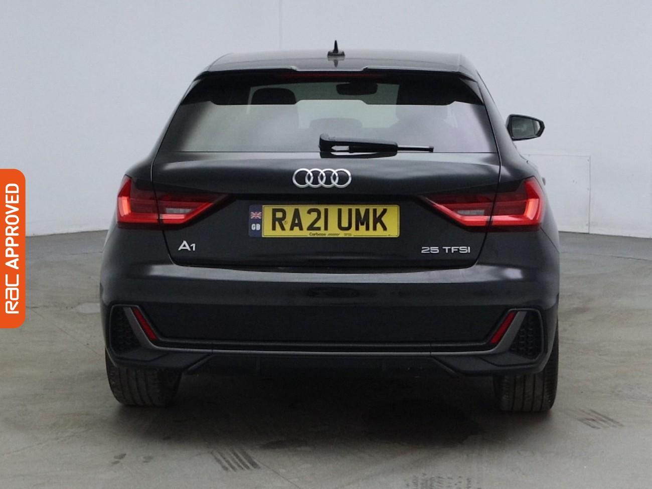 Audi A1 view 8