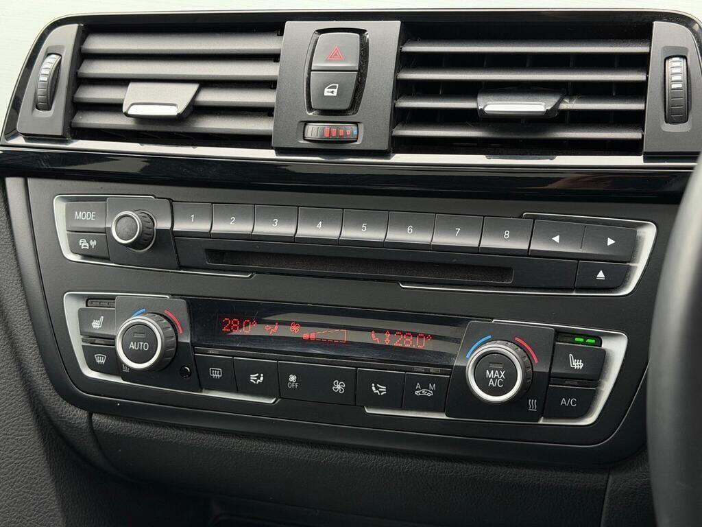 BMW 3 Series view 42