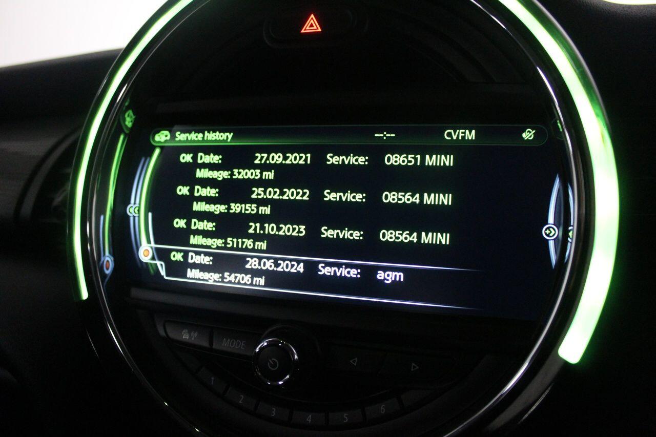 Mini Hatch view 36