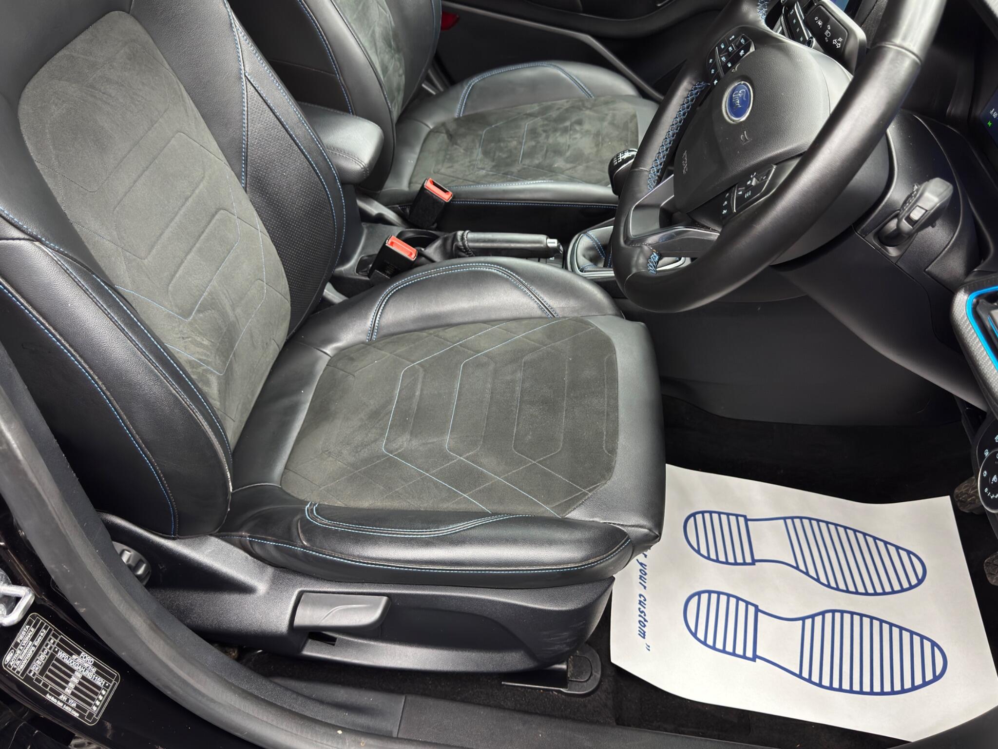 Ford Fiesta view 13