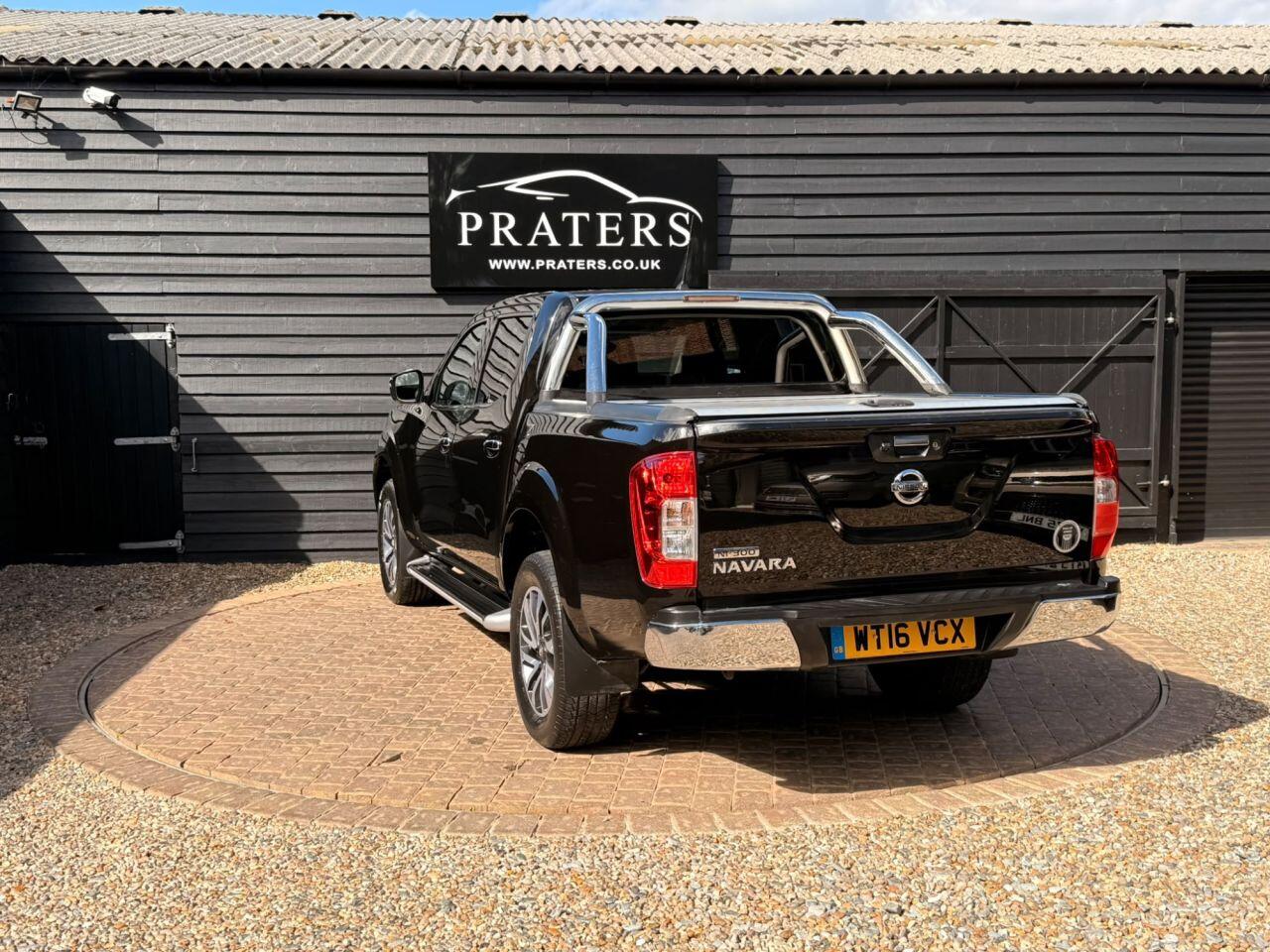 Nissan Navara view 4