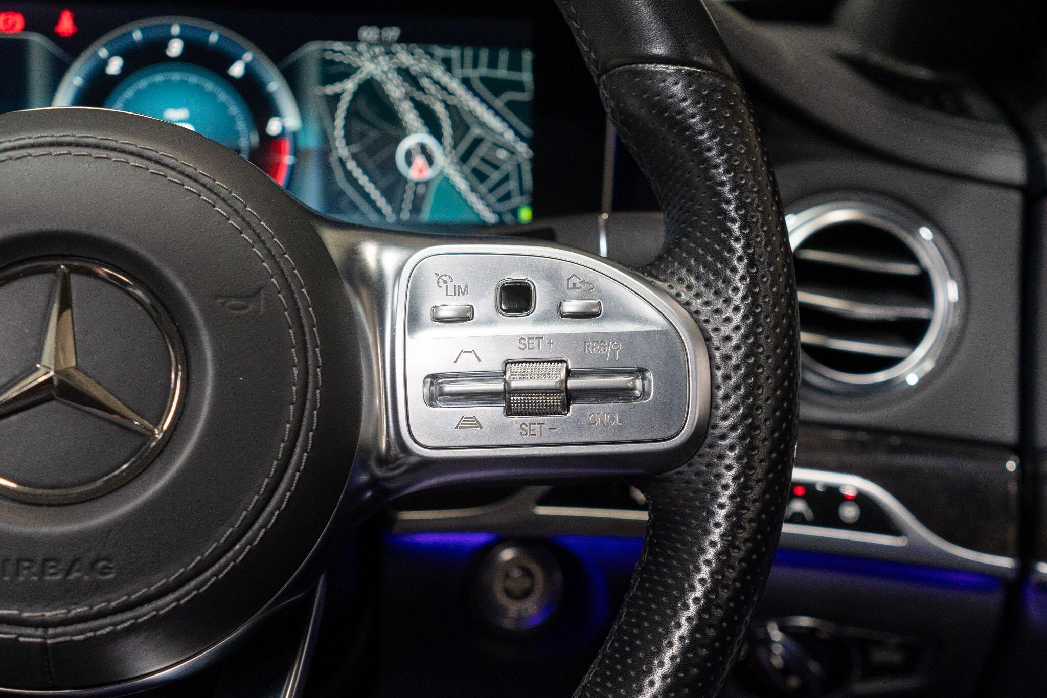 Mercedes-Benz S-Class view 19