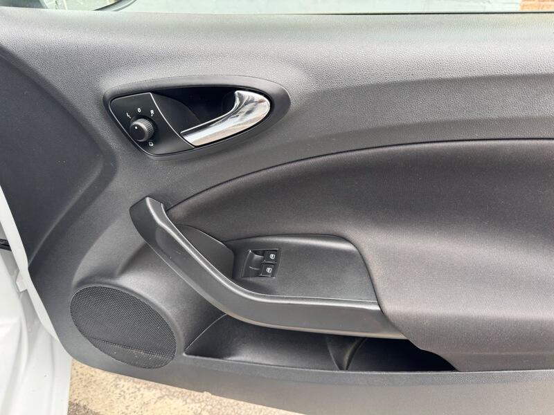 Seat Ibiza view 38