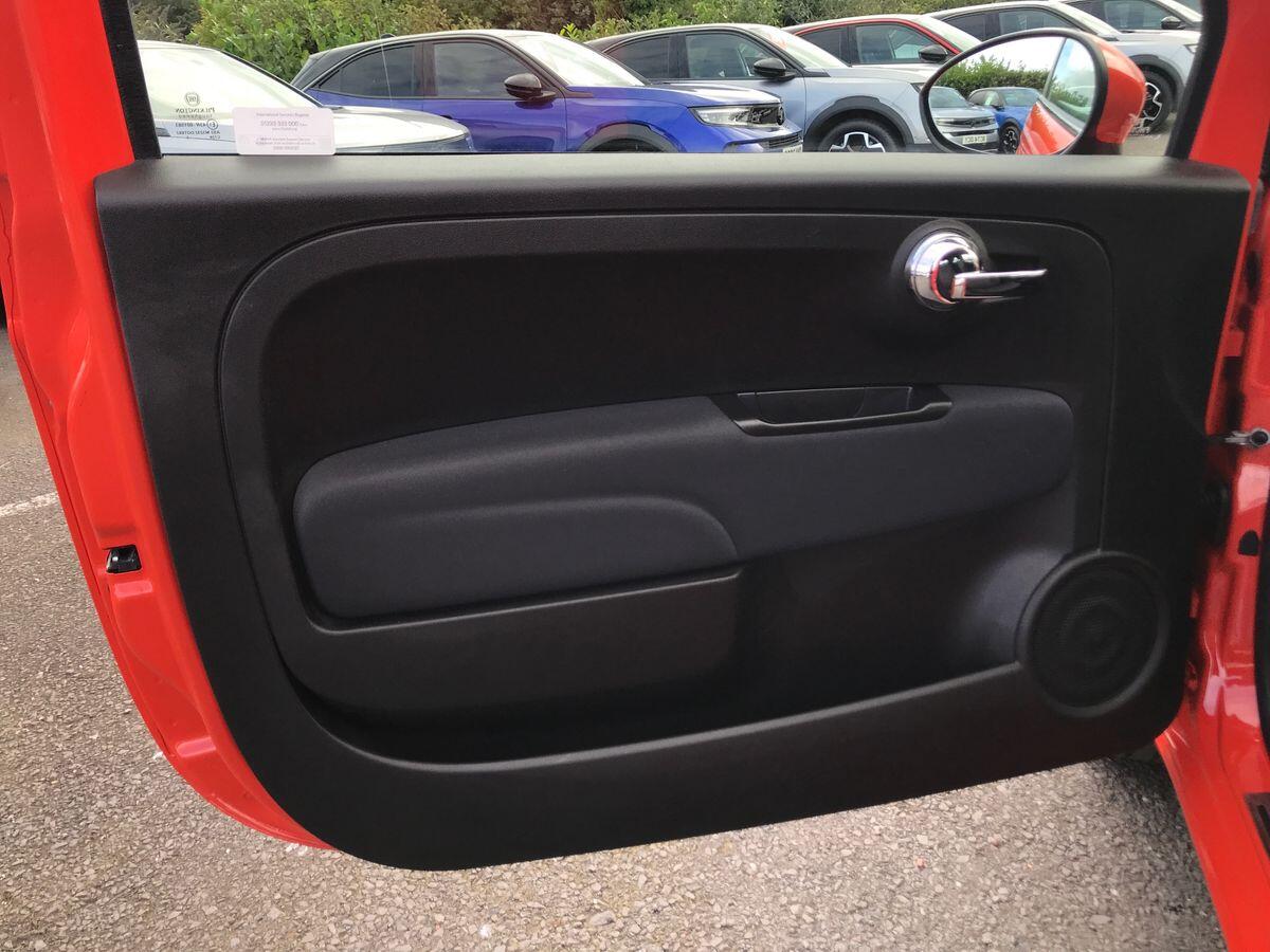 Fiat 500c view 17