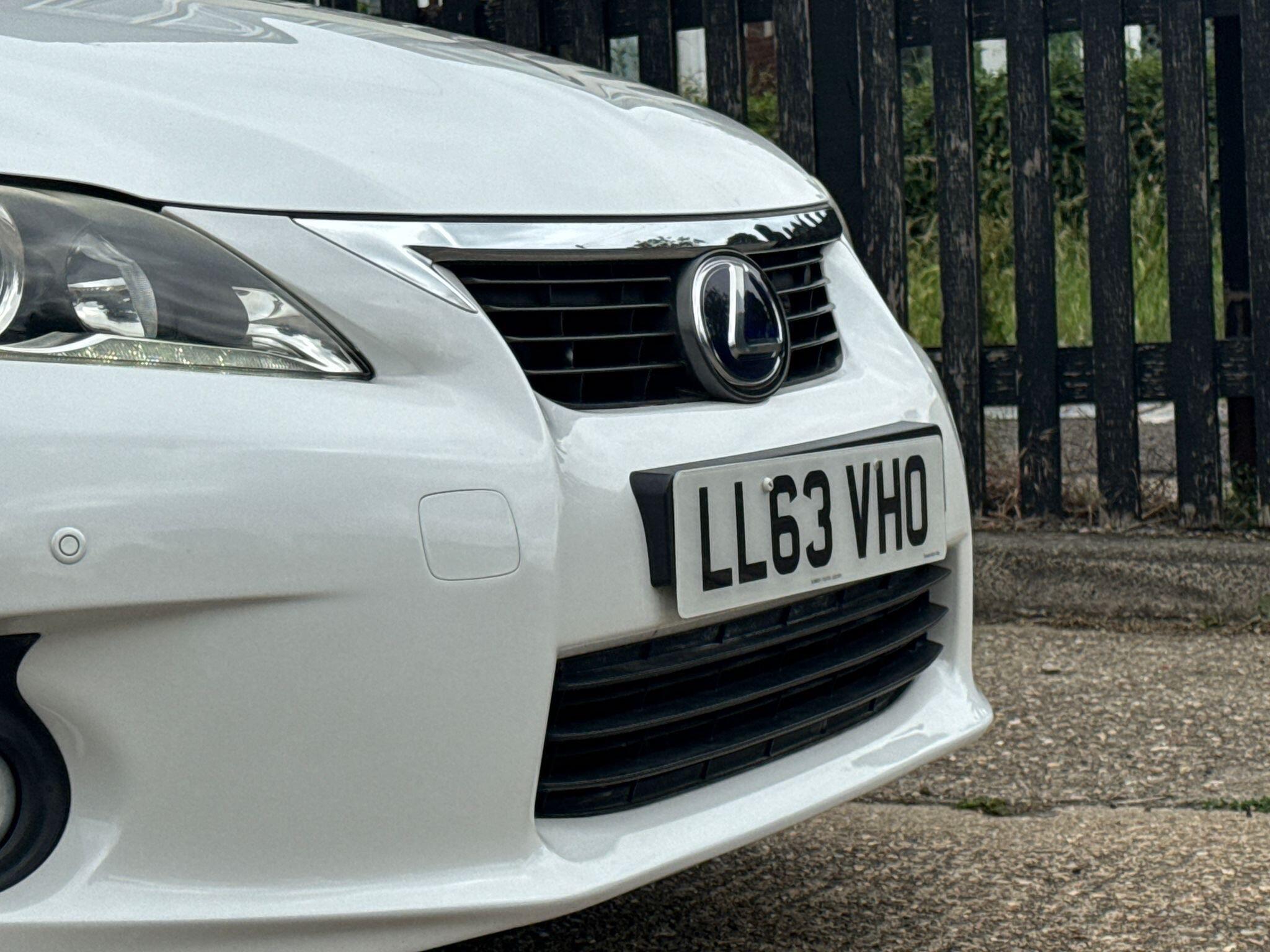 Lexus CT view 48
