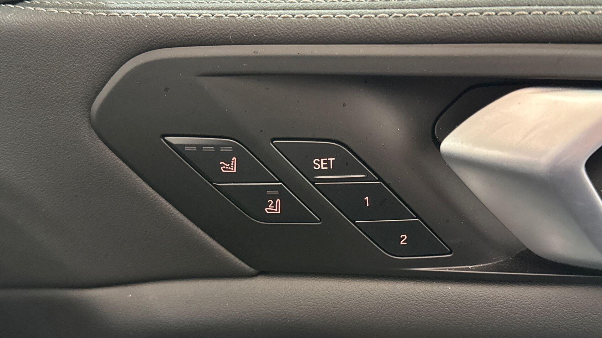 BMW X5 view 26