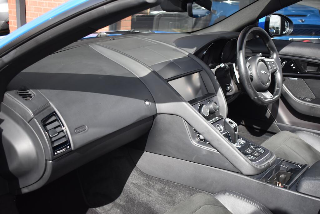 Jaguar F-Type view 13