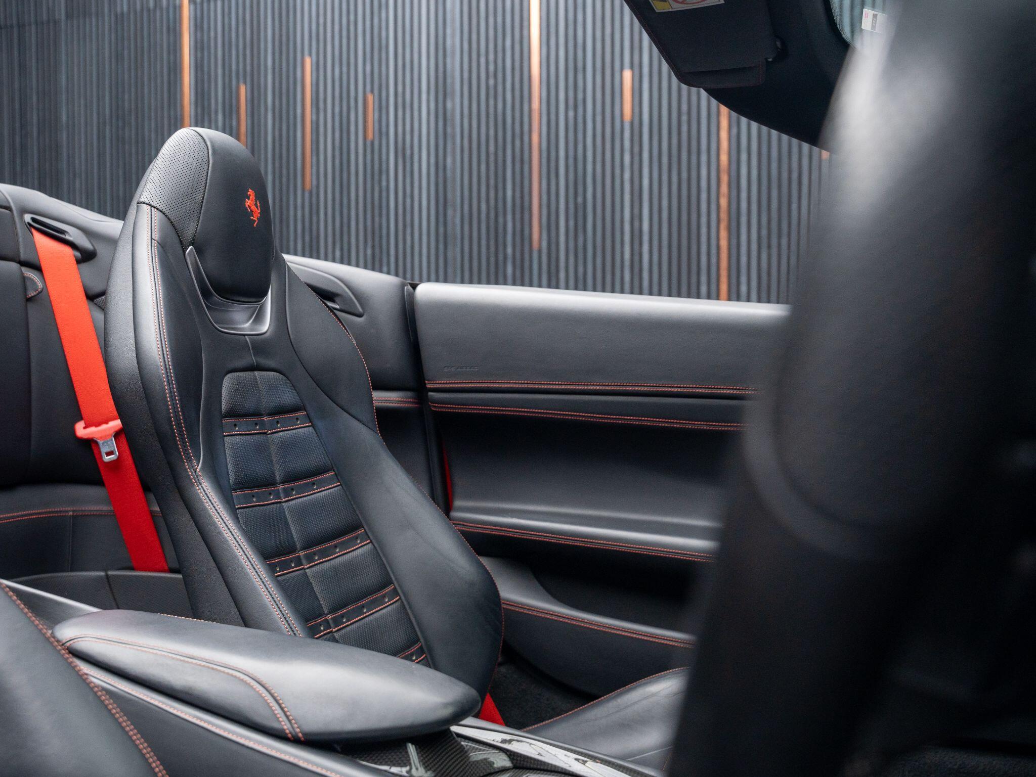 Ferrari Portofino view 14