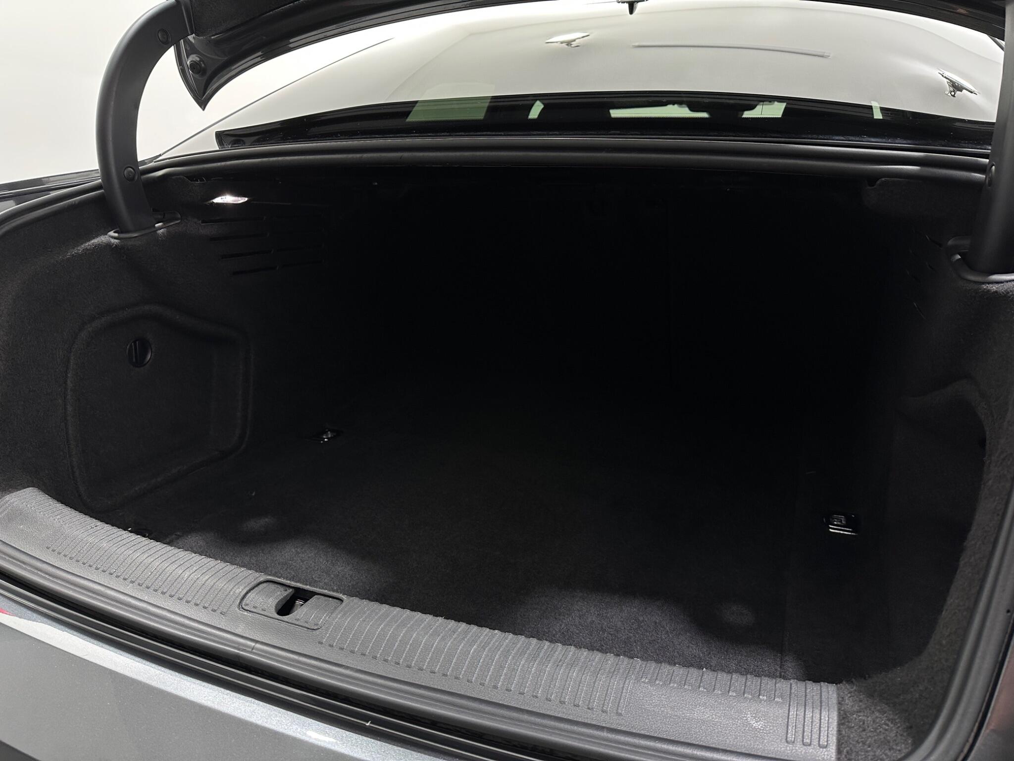 Audi A4 view 47