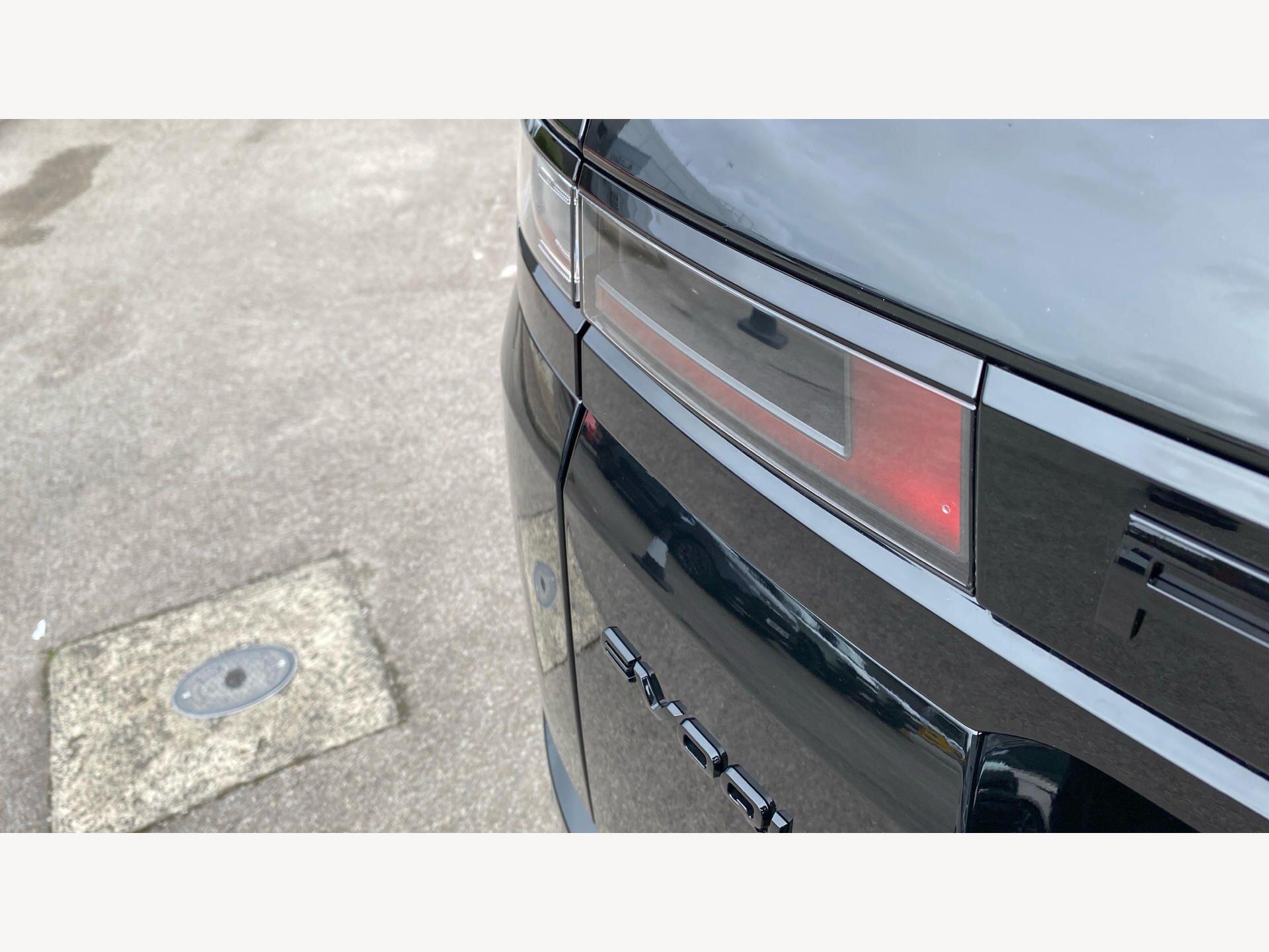 Land Rover Range Rover Evoque view 23