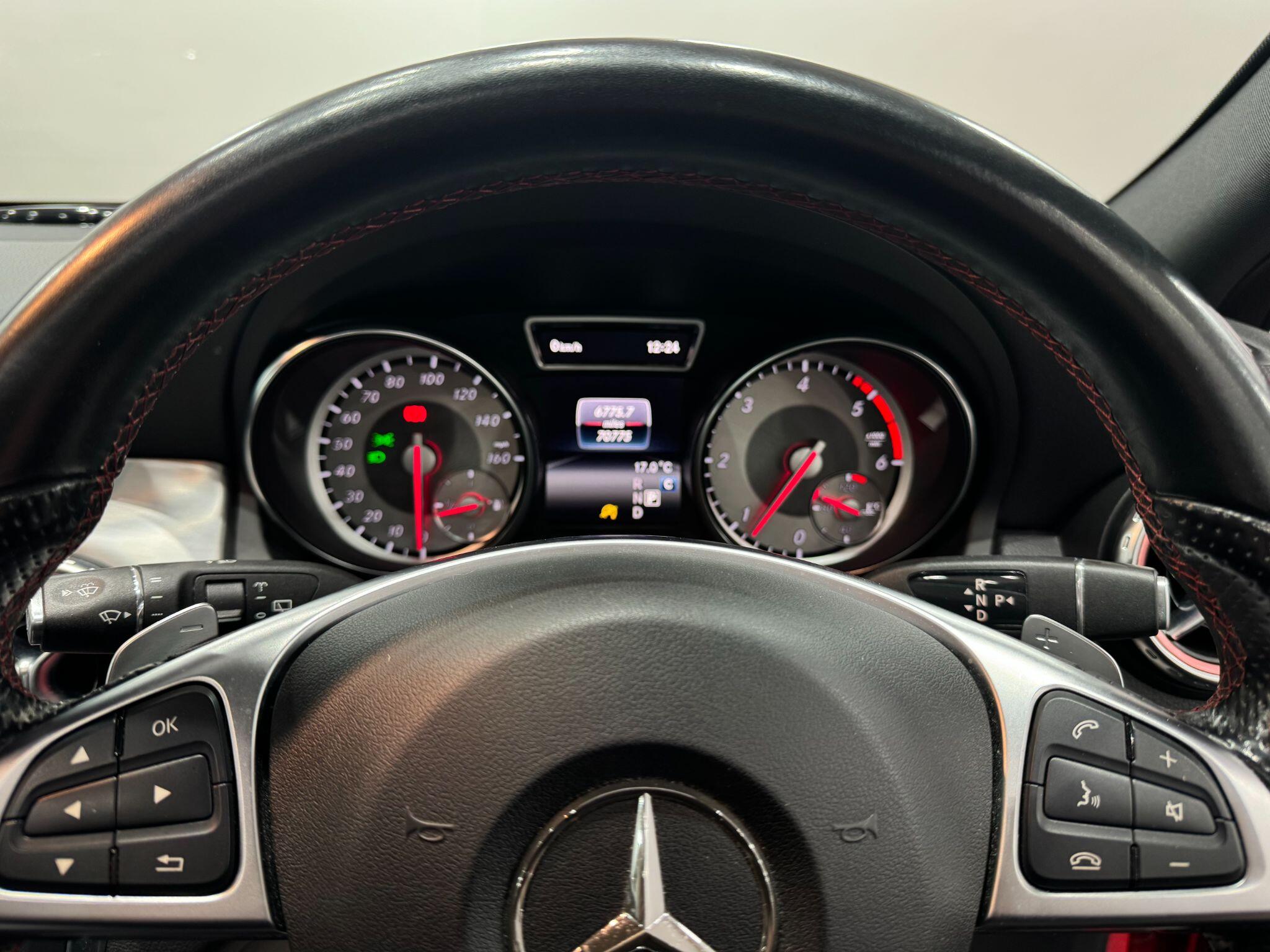 Mercedes-Benz GLA view 34