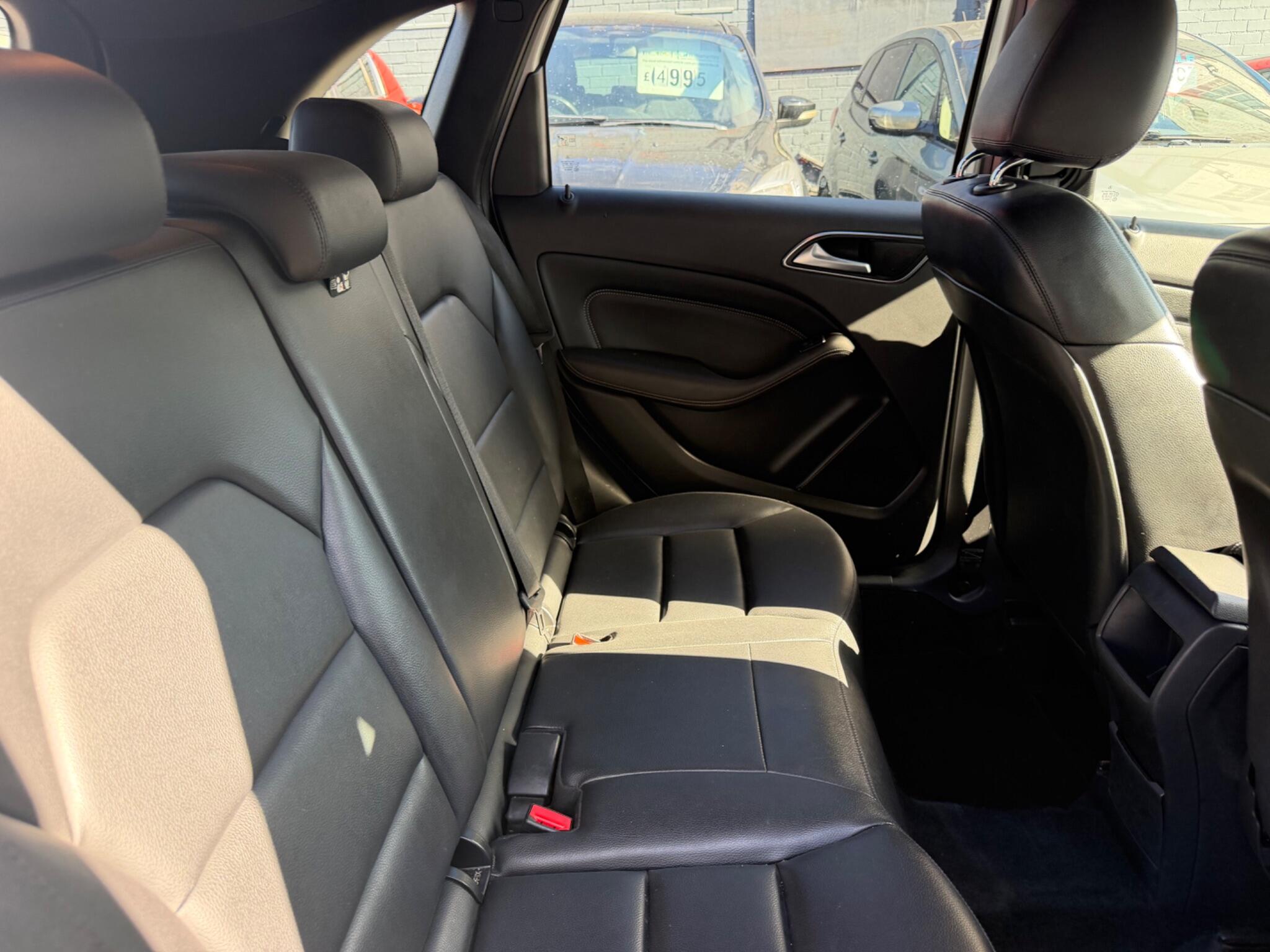 Mercedes-Benz B-Class view 19