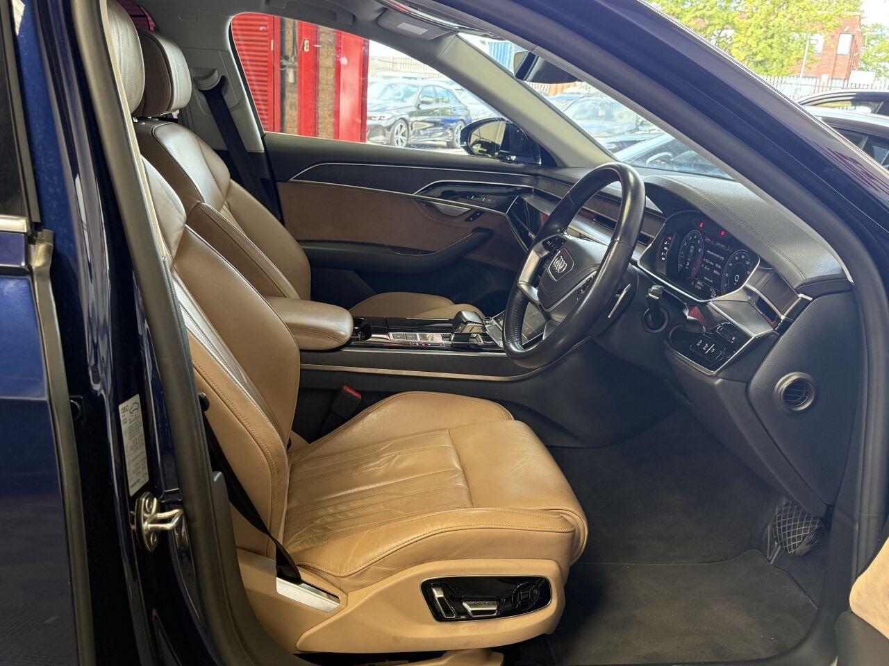 Audi A8 view 31