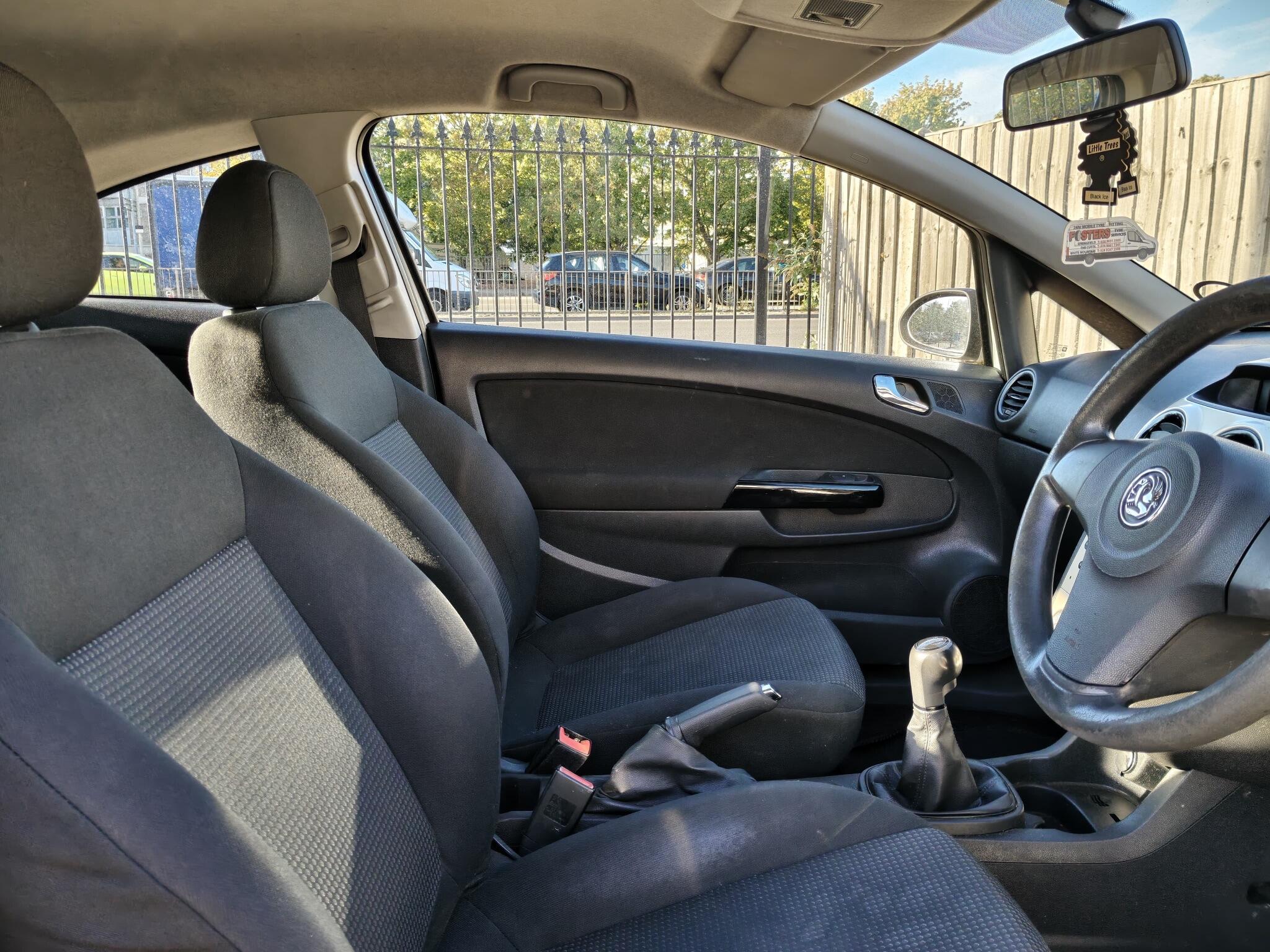 Vauxhall Corsa view 12