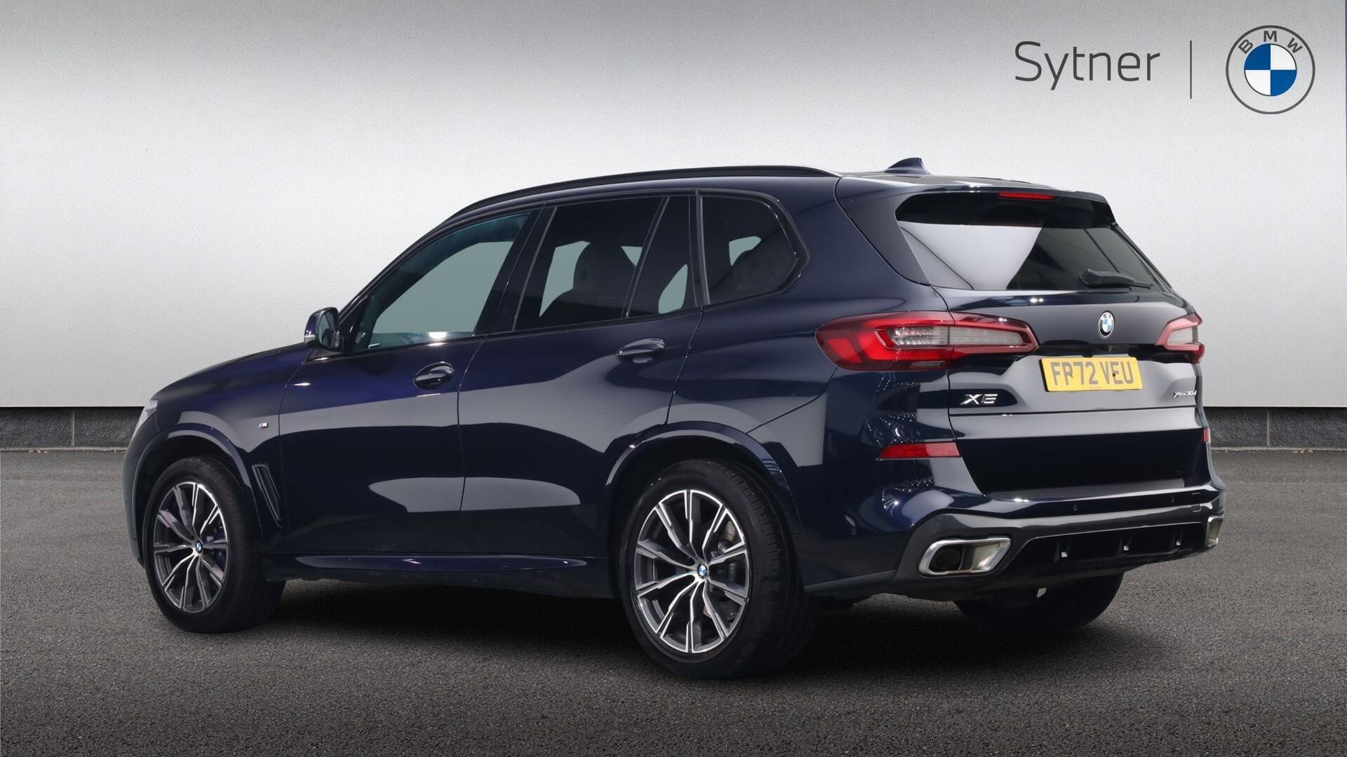BMW X5 view 2
