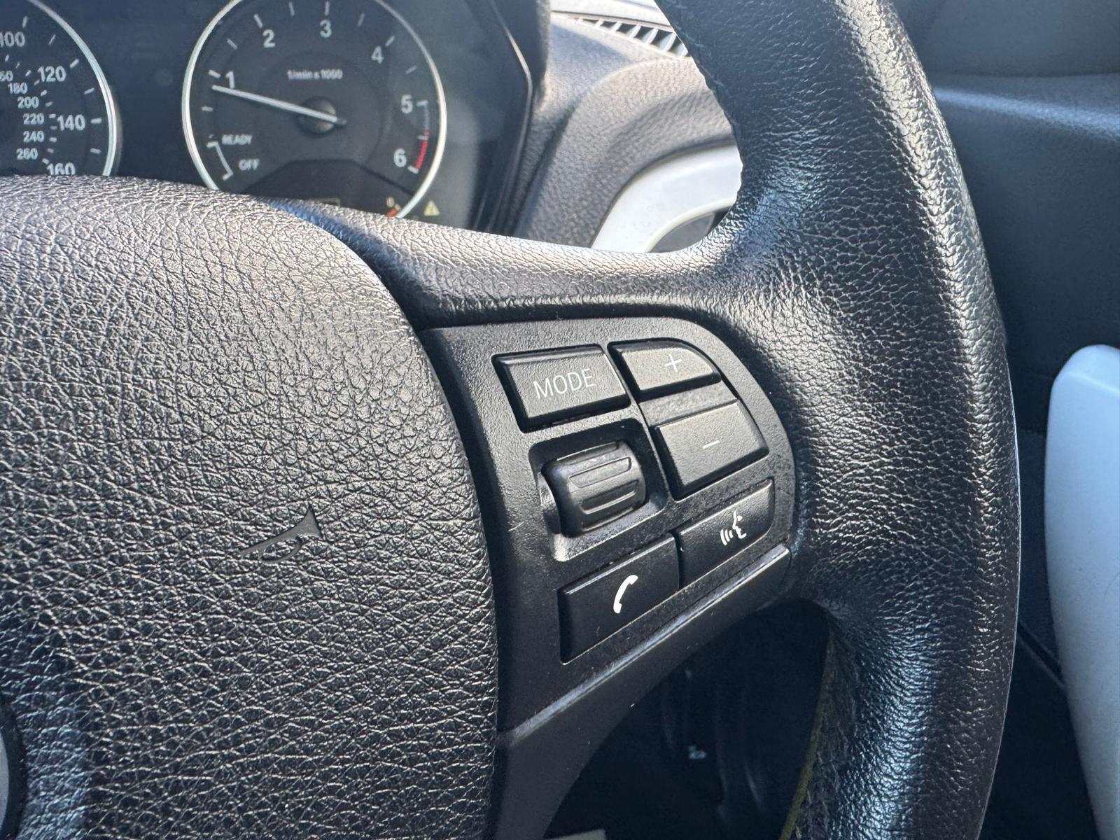 BMW 1 Series view 18
