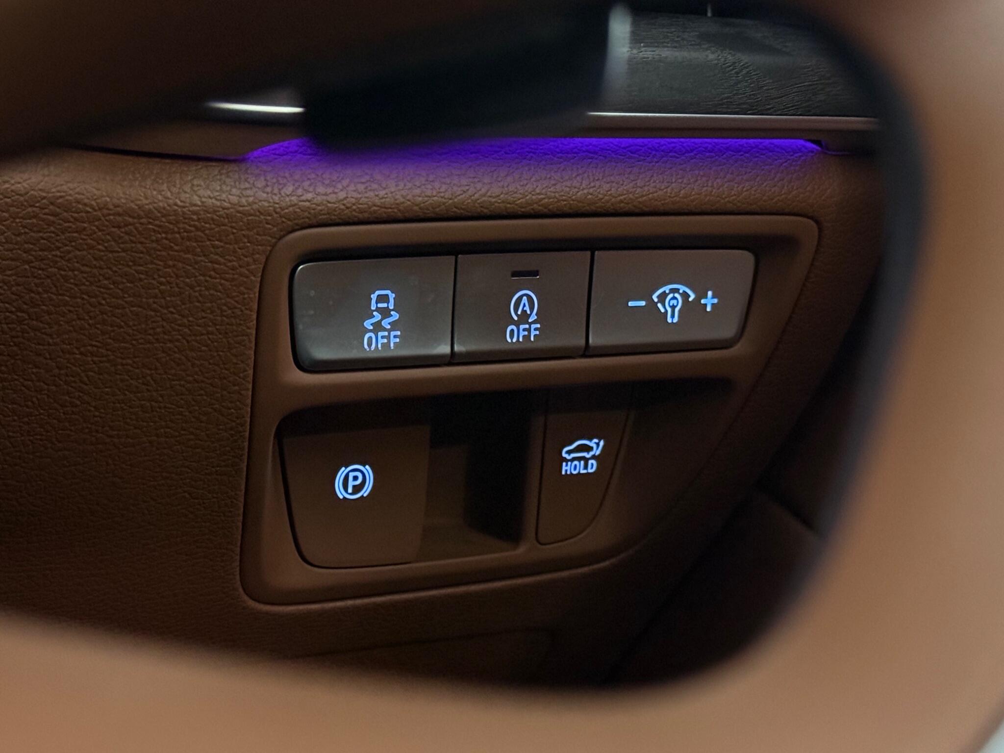 Genesis G80 view 33