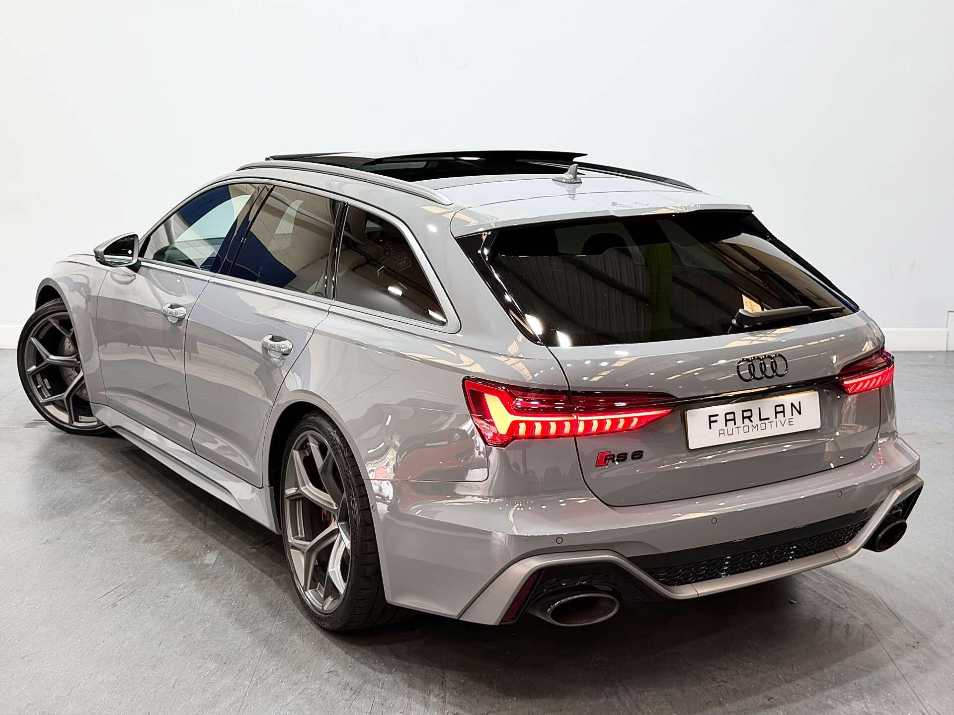 Audi RS6 view 23