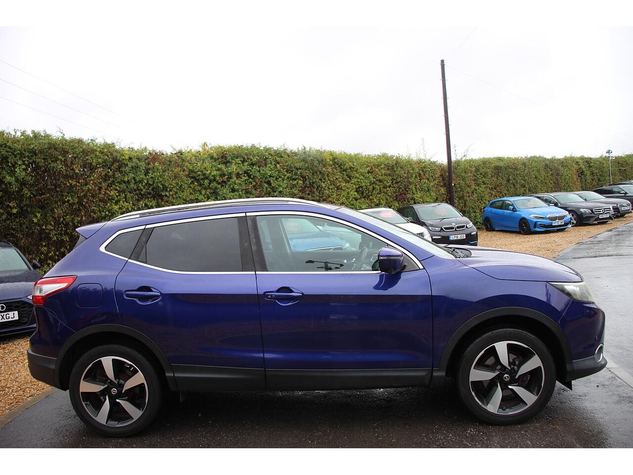 Nissan Qashqai view 6