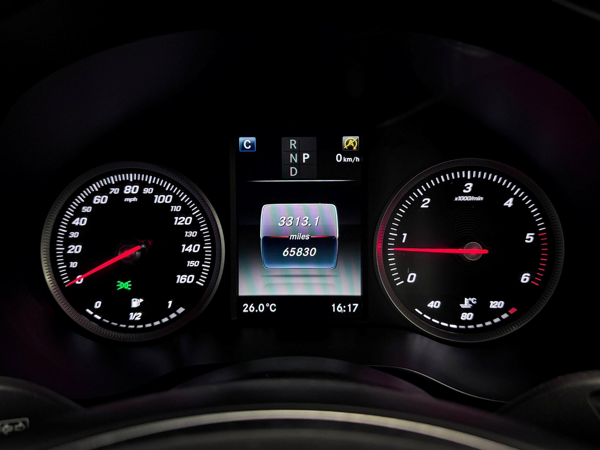 Mercedes-Benz GLC view 19