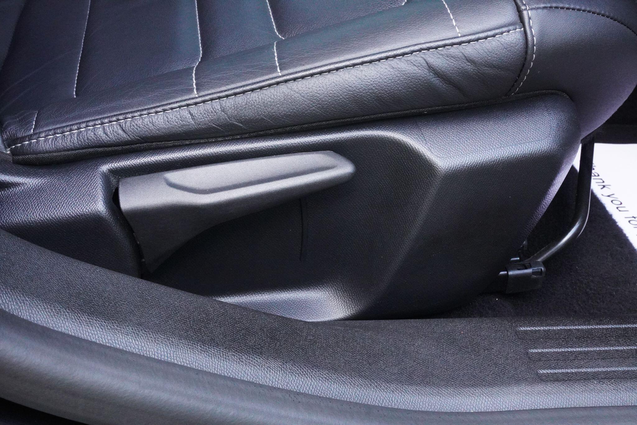 Citroen e-C4 view 19