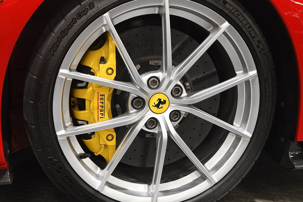 Ferrari 488 view 55
