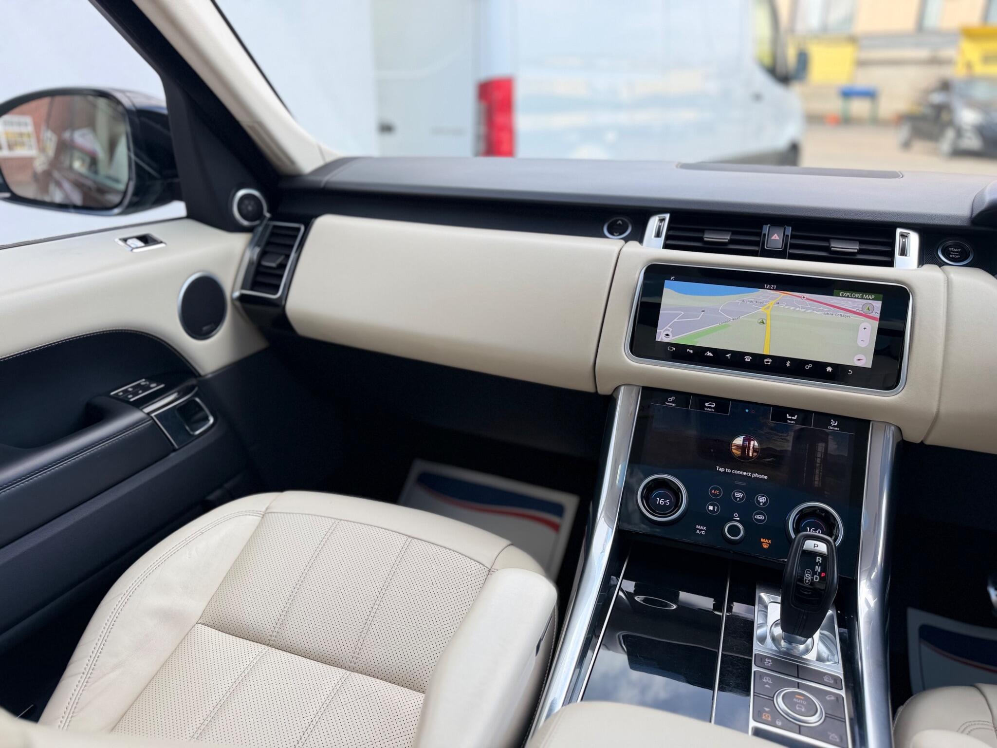 Land Rover Range Rover Sport view 13