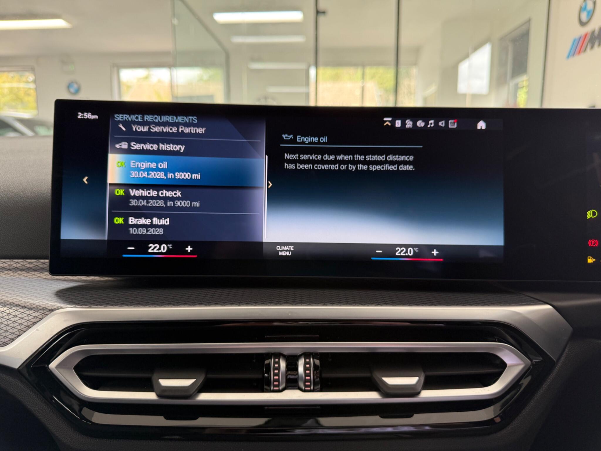 BMW 3 Series view 21
